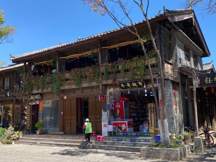 塑+养结合，露玛佳臻乖新品“华美东方系列”火爆全网